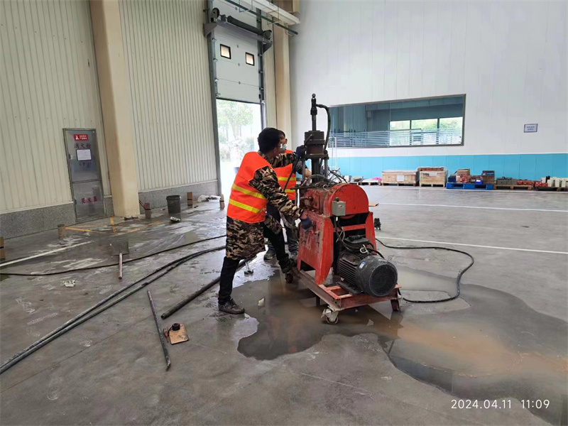 武乡厂房地面下沉塌陷注浆加固施工